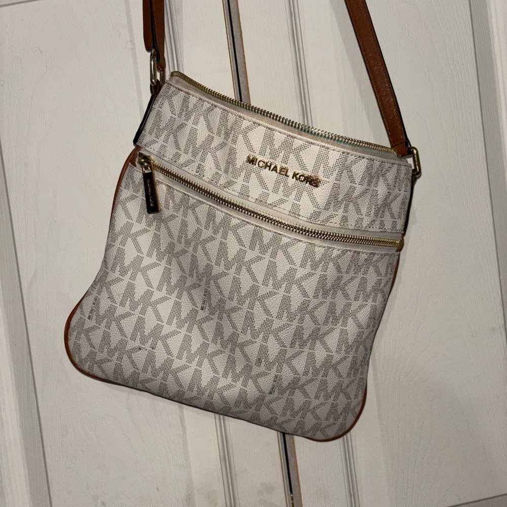 Michael Kors Cream and Brown Crossbody Bag - Picture 2 of 3